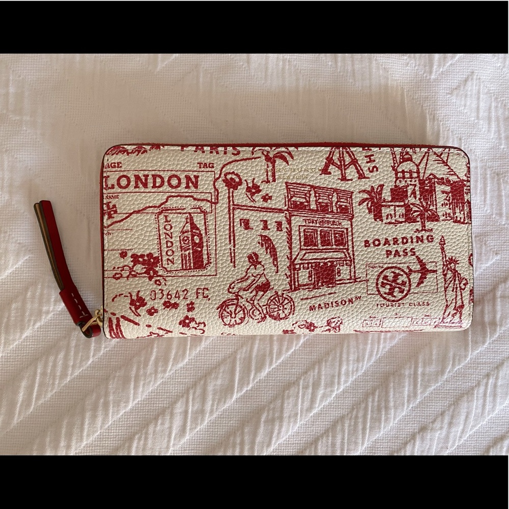 💥SOLD💥EUC Tory Burch Perry Destination Print Red Continental Wallet
